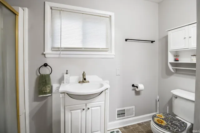 $188,000 | 316 East Franklin Street, Winchester, IN 47394