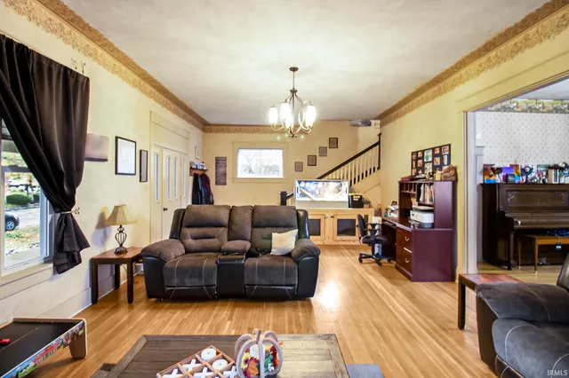 $188,000 | 316 East Franklin Street, Winchester, IN 47394