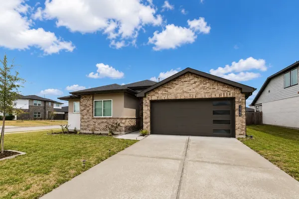 $2,300 | 28934 Yachting Pt Court, Katy, TX 77494