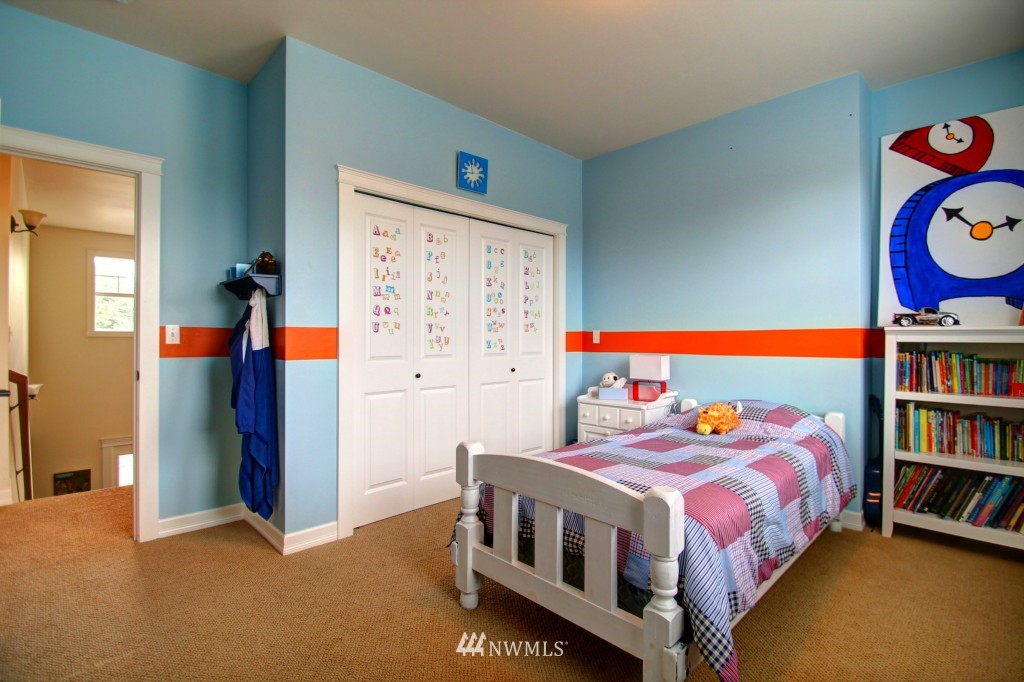 10450 Ridge Place Sedro-Woolley, WA 98284 - Photo 12 of 23 Gallery Image 12