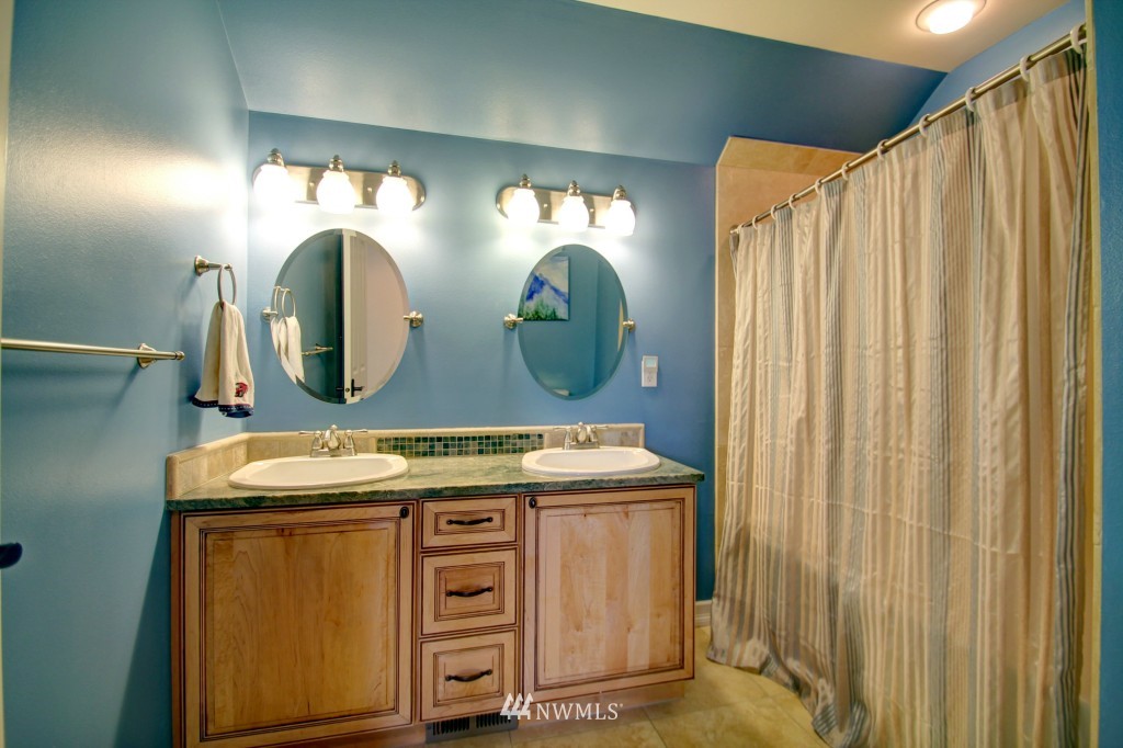 10450 Ridge Place Sedro-Woolley, WA 98284 - Photo 15 of 23 Gallery Image 15
