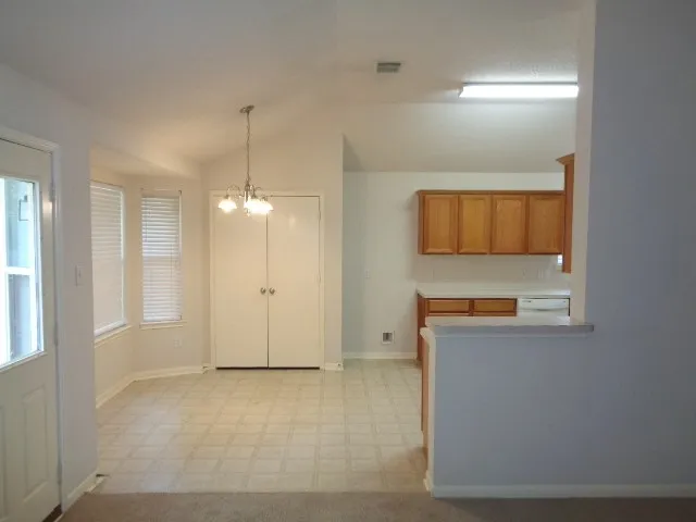 $1,550 | 17136 Gleneagle Drive South, Conroe, TX 77385