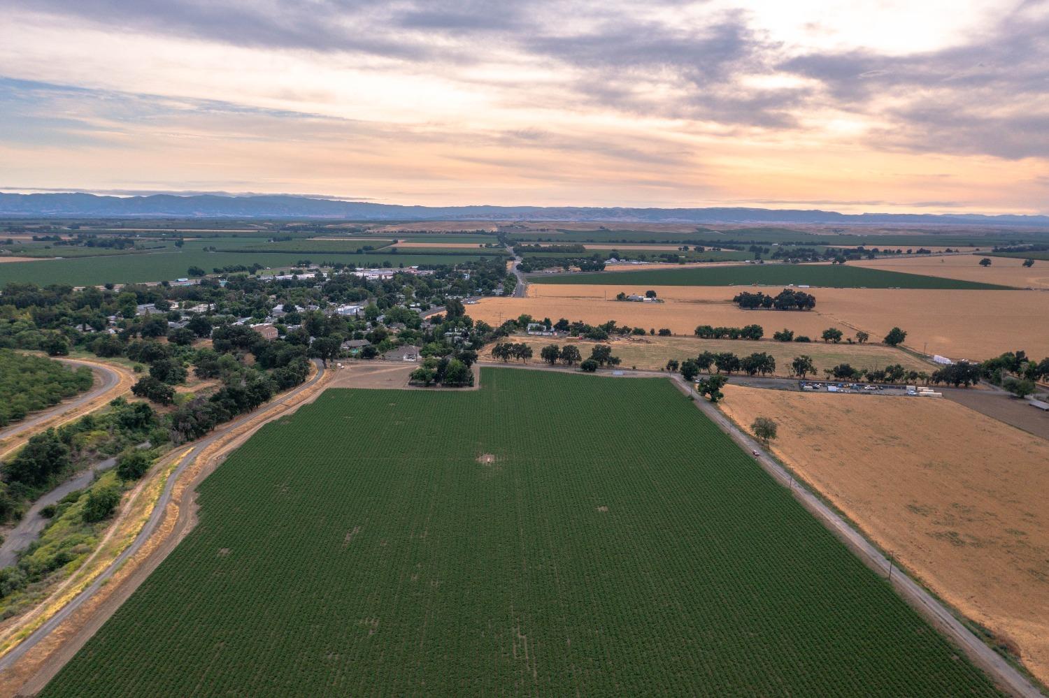 38067 County Road 17 Yolo, CA 95697 - Photo 2 of 9