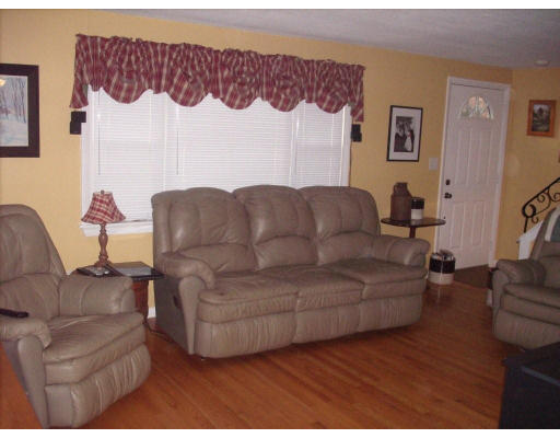 149 Baldwin Road, Unit 149 Billerica, MA 01821 - Photo 5 of 12 Gallery Image 5