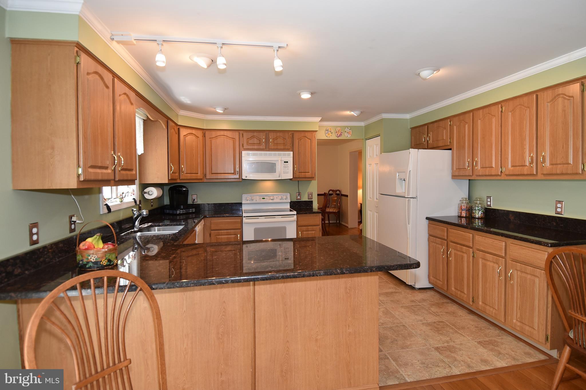 13612 Bethel Road Manassas, VA 20112 - Photo 5 of 29 Kitchen