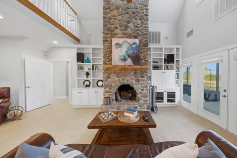 $4,750,000 | 5255 Ganske Road, Burton, TX 77835