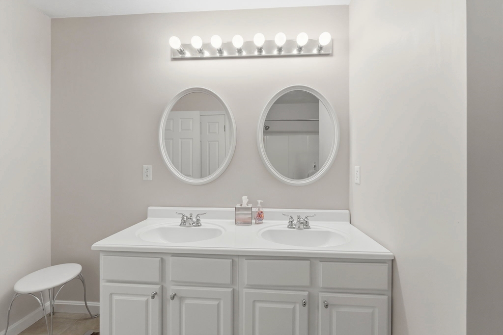 63 Power Street, Unit 63 Uxbridge, MA 01569 - Photo 26 of 40