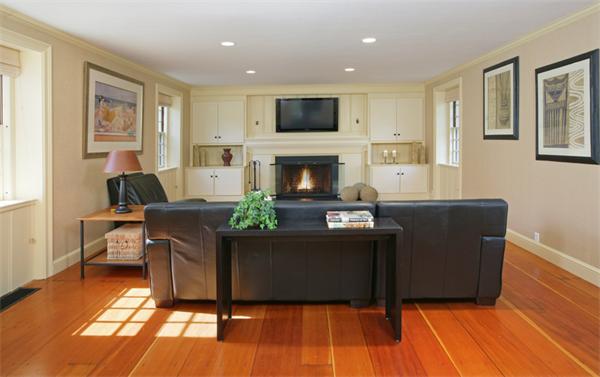 54 Rosalie Road Newton, MA 02459 - Photo 2 of 8