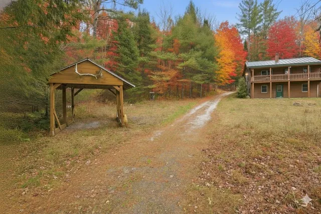 $300,000 | 2352 Minard Hill Road, Groton, VT 05046