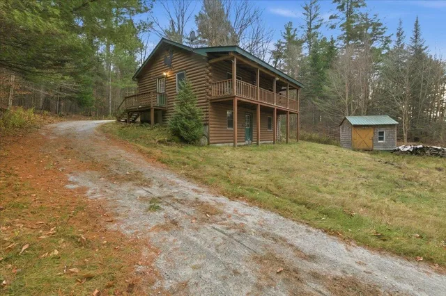 $300,000 | 2352 Minard Hill Road, Groton, VT 05046