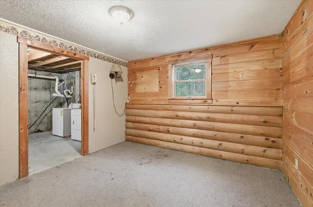 $300,000 | 2352 Minard Hill Road, Groton, VT 05046