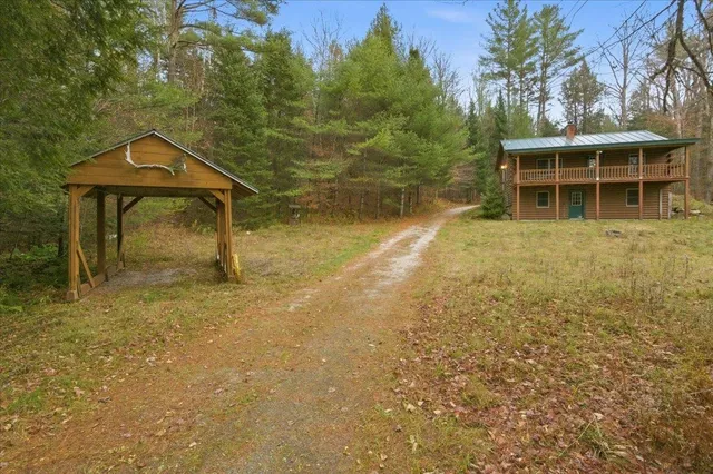 $300,000 | 2352 Minard Hill Road, Groton, VT 05046