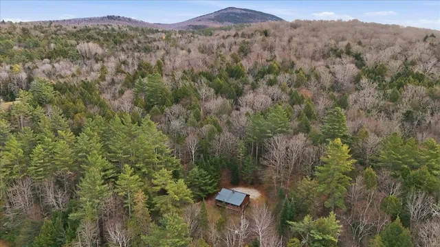 $300,000 | 2352 Minard Hill Road, Groton, VT 05046