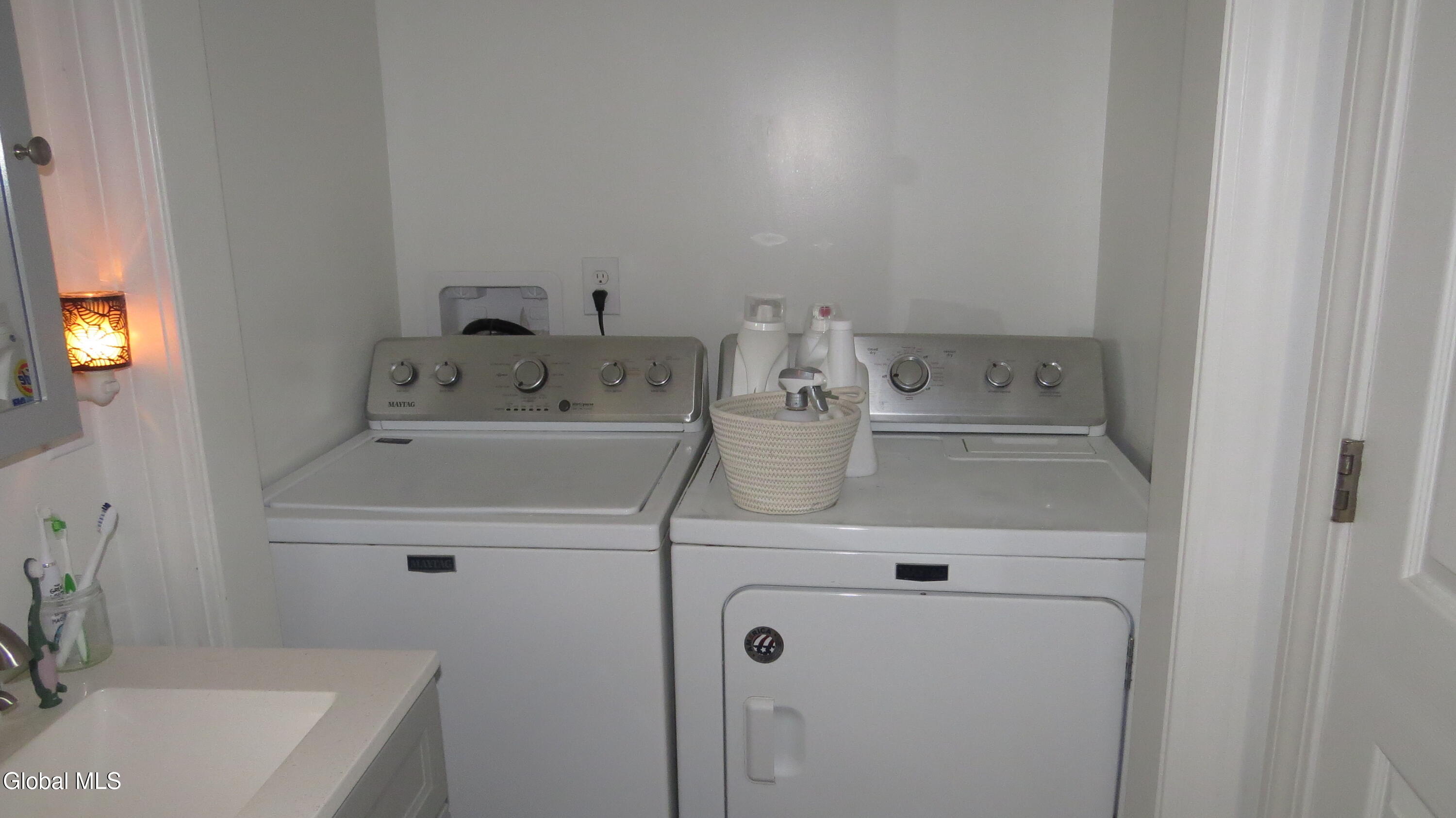 10 South Reynolds Street Scotia, NY 12302 - Photo 21 of 30 IMG_1776