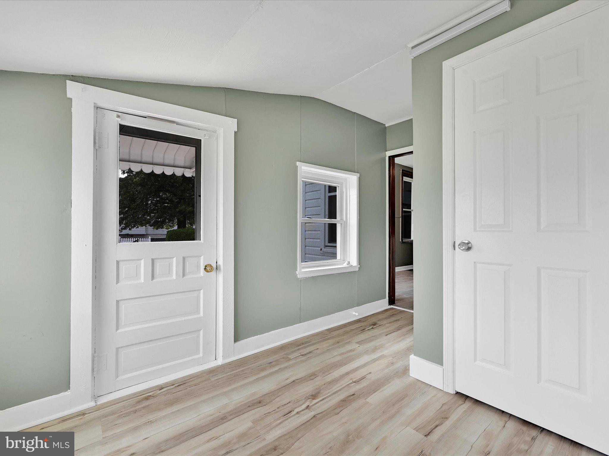 1006 West Main Street Valley View, PA 17983 - Photo 12 of 26