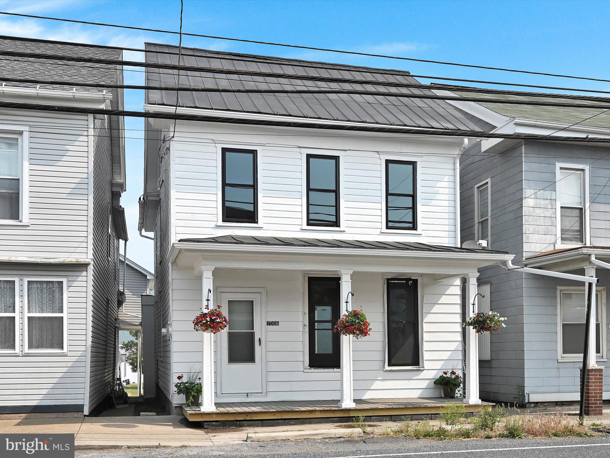 1006 West Main Street Valley View, PA 17983 - Photo 2 of 26