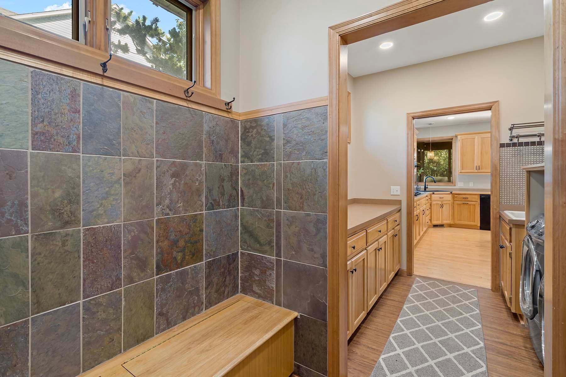 10668 Alton Court Inver Grove Heights, MN 55077 - Photo 24 of 59