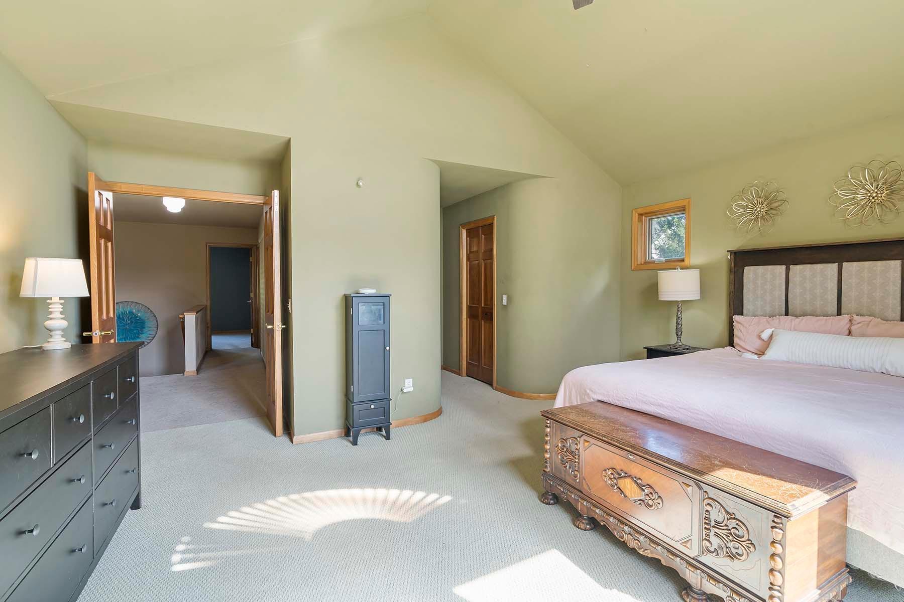 10668 Alton Court Inver Grove Heights, MN 55077 - Photo 28 of 59