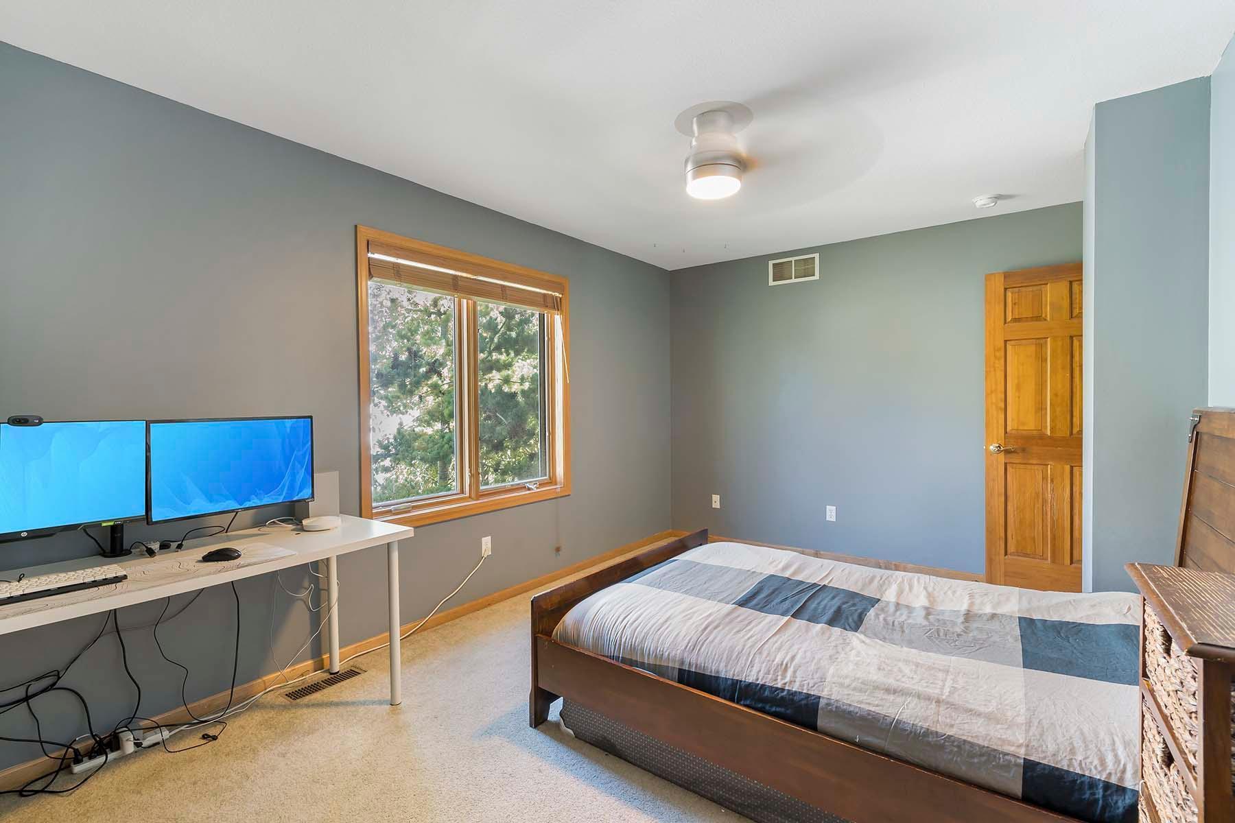 10668 Alton Court Inver Grove Heights, MN 55077 - Photo 34 of 59