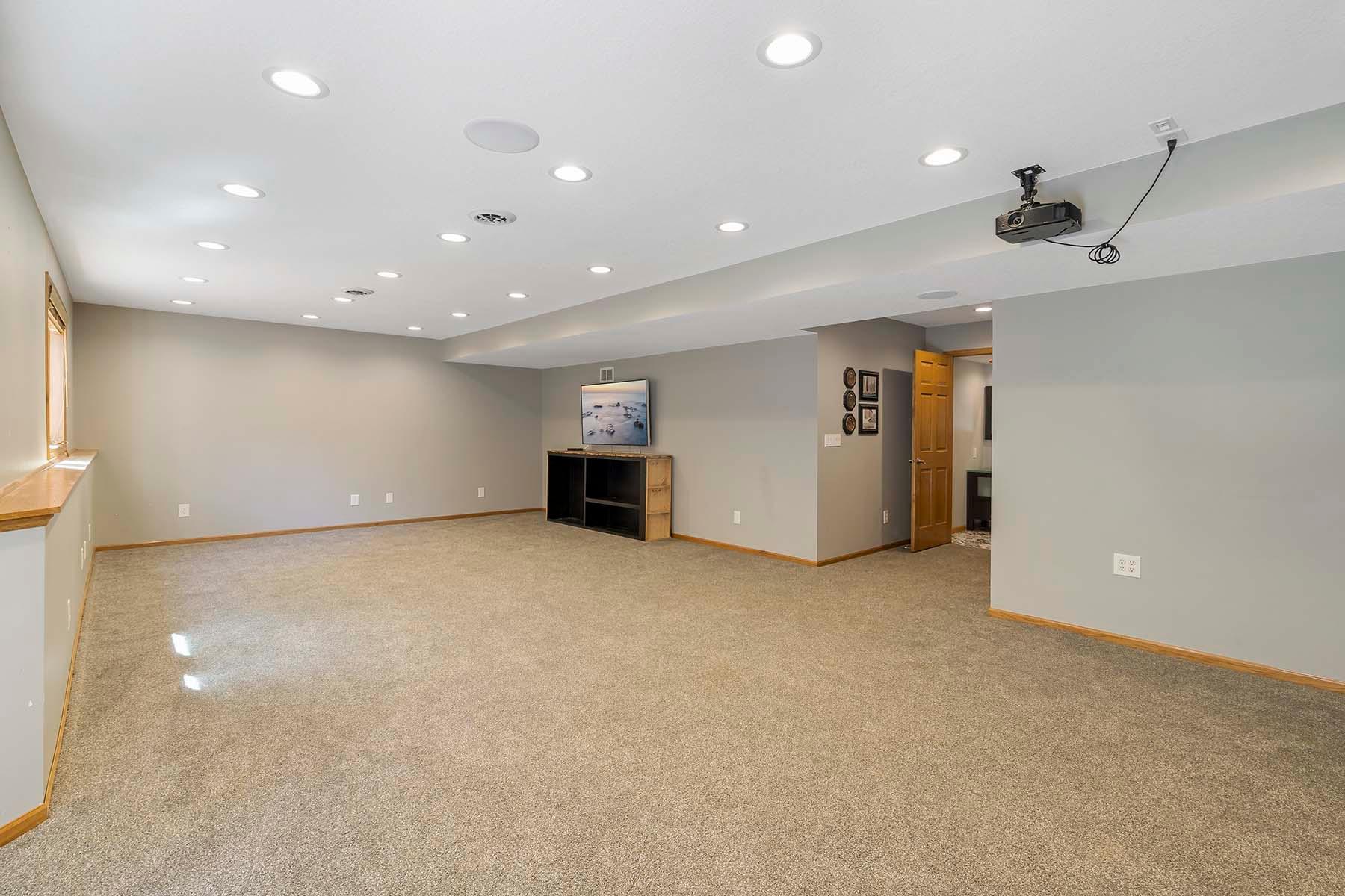 10668 Alton Court Inver Grove Heights, MN 55077 - Photo 39 of 59