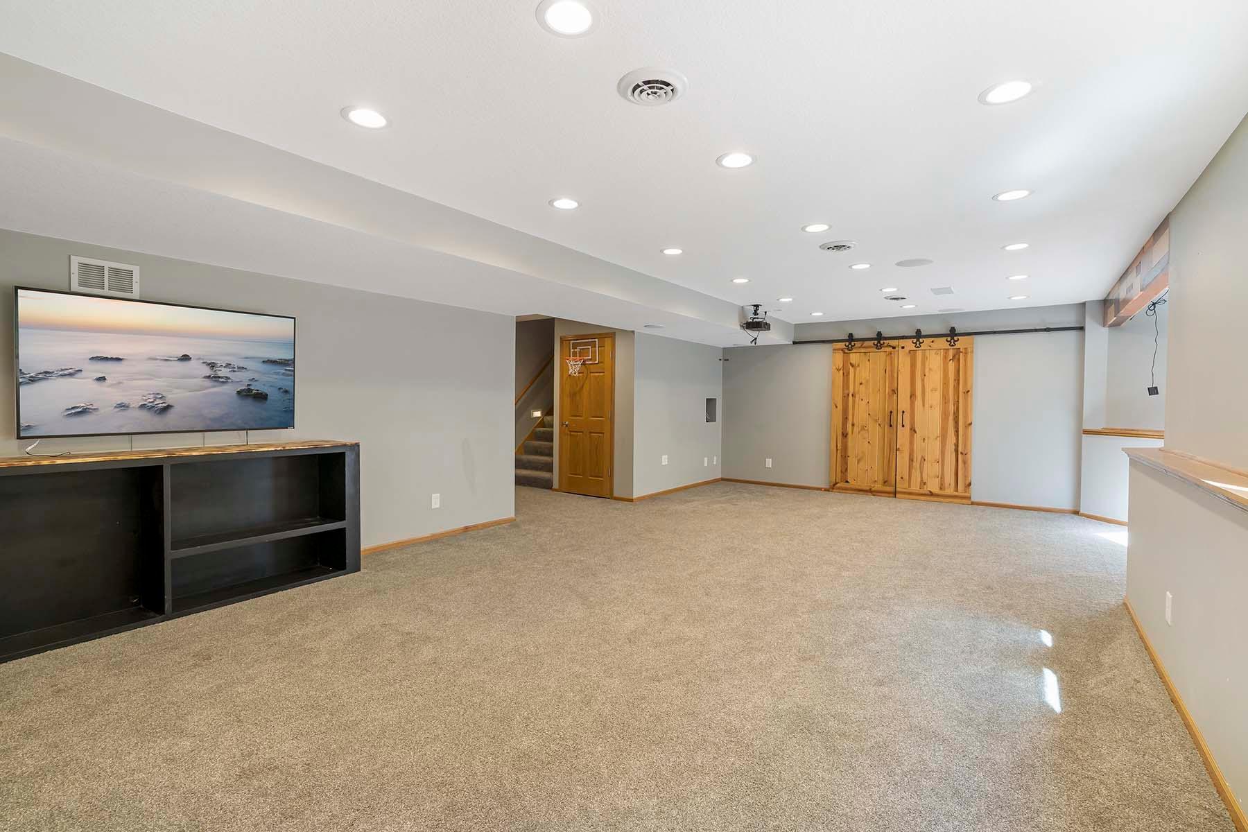 10668 Alton Court Inver Grove Heights, MN 55077 - Photo 42 of 59