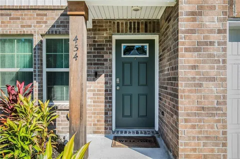 $325,000 | 454 Pretty Acrs Avenue, Hahnville, LA 70057