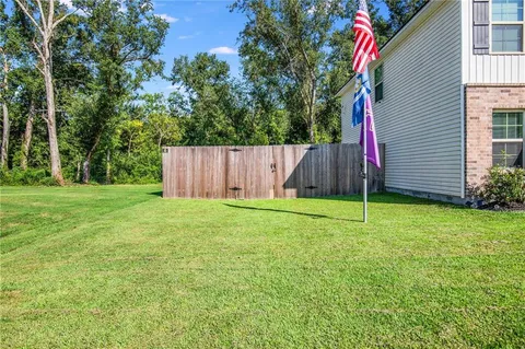 $325,000 | 454 Pretty Acrs Avenue, Hahnville, LA 70057