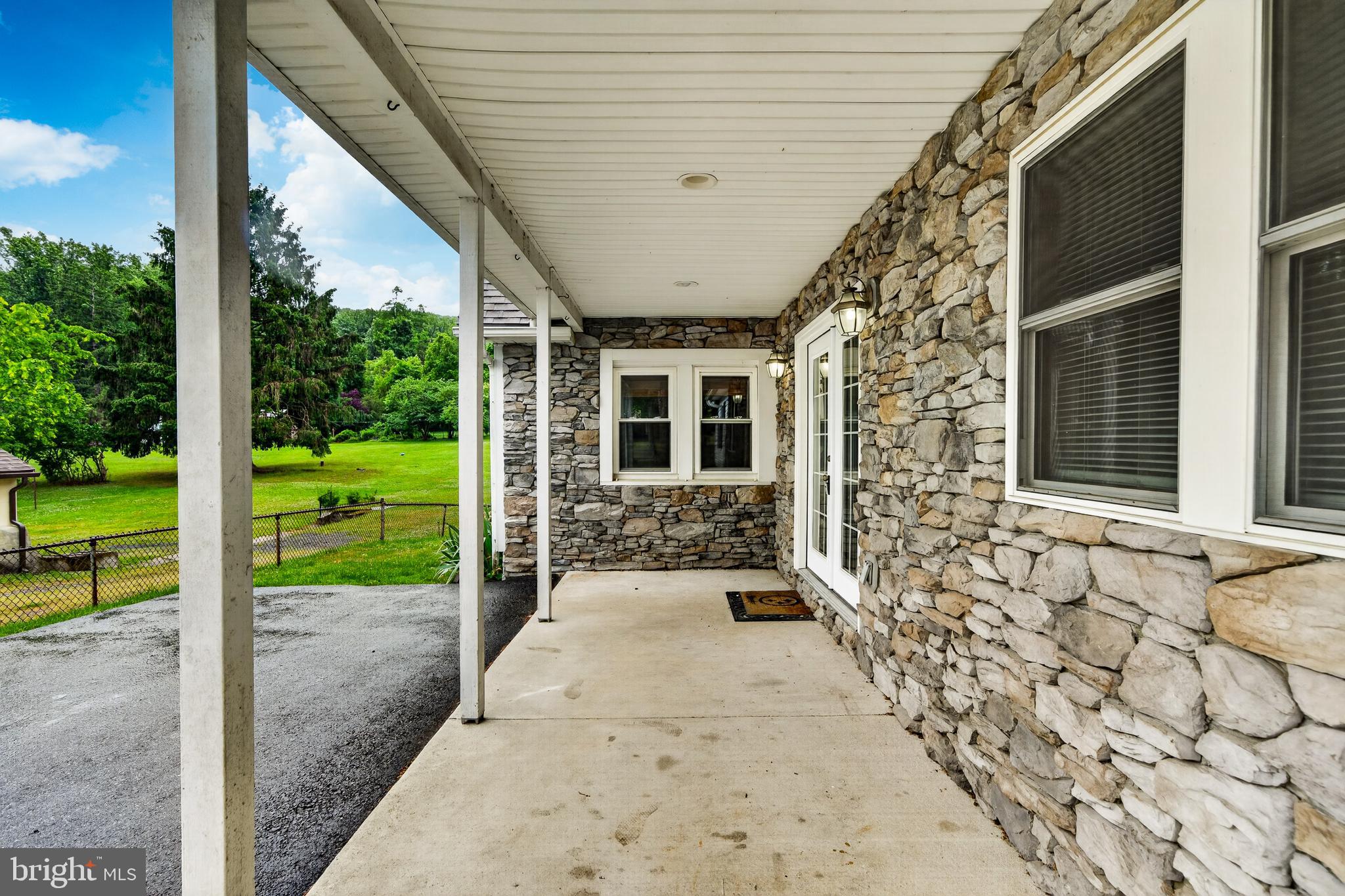 540 Church Road Reading, PA 19607 - Photo 5 of 50