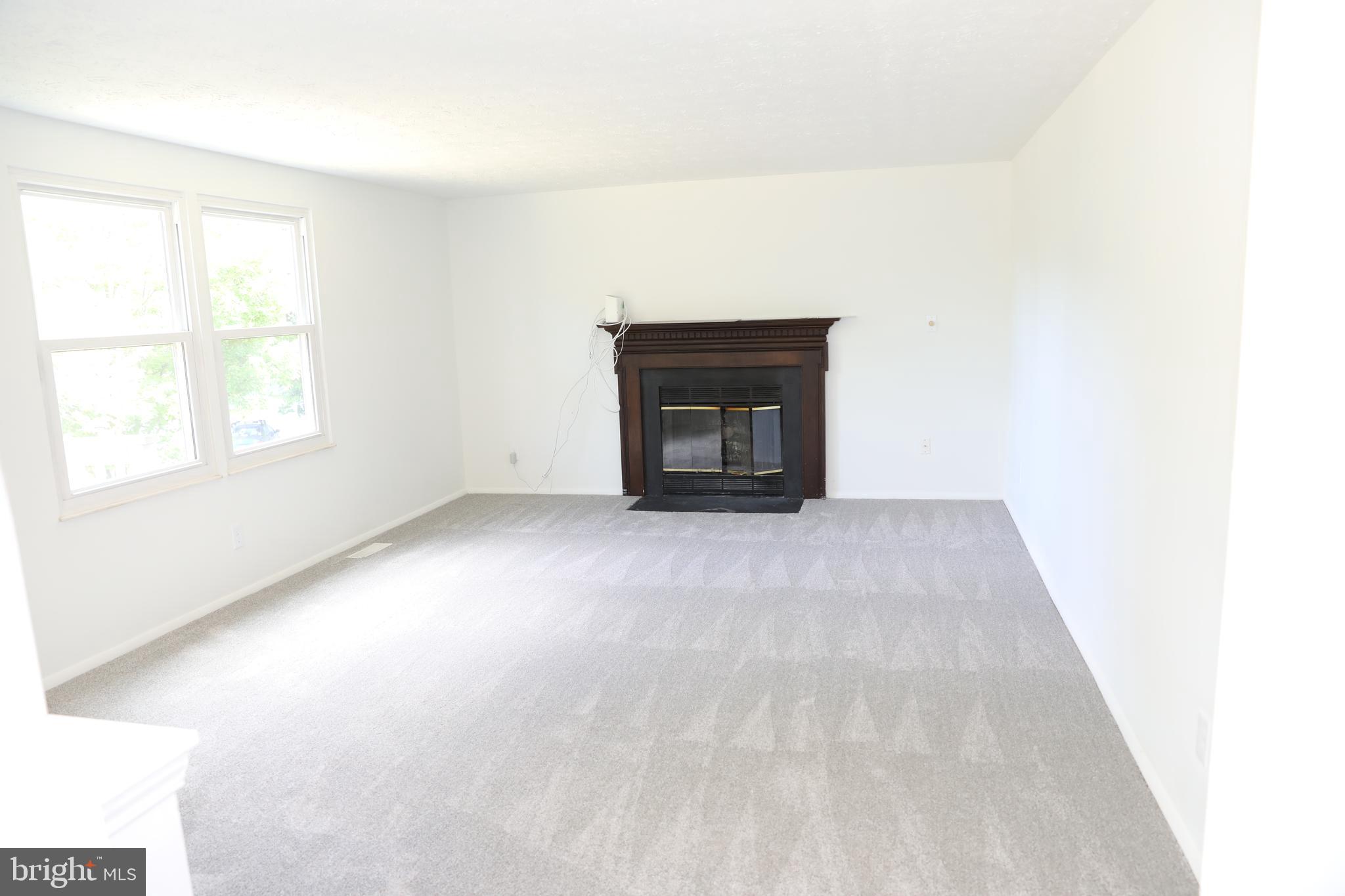 8106 Triple Crown Road Bowie, MD 20715 - Photo 9 of 21 an empty room with windows