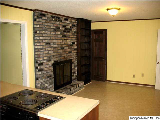 1030 Sitton Road Hayden, AL 35079 - Photo 8 of 26