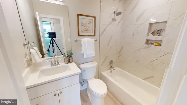 $1,600 | 220 Hamilton Street Northwest, Unit C08, Washington, DC 20011