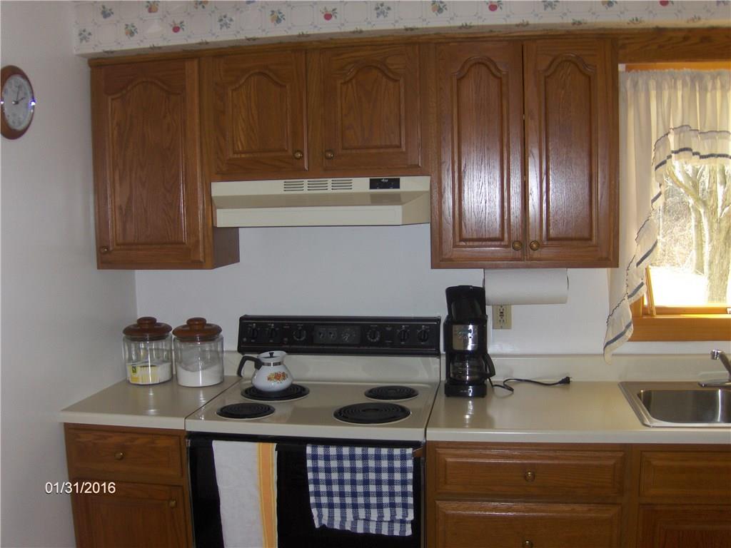 820 Phillis Road Bulger, PA 15019 - Photo 7 of 22 Kitchen