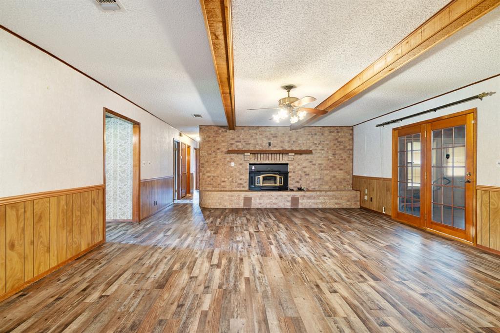 615 North Main Street Bogata, TX 75417 - Photo 4 of 18