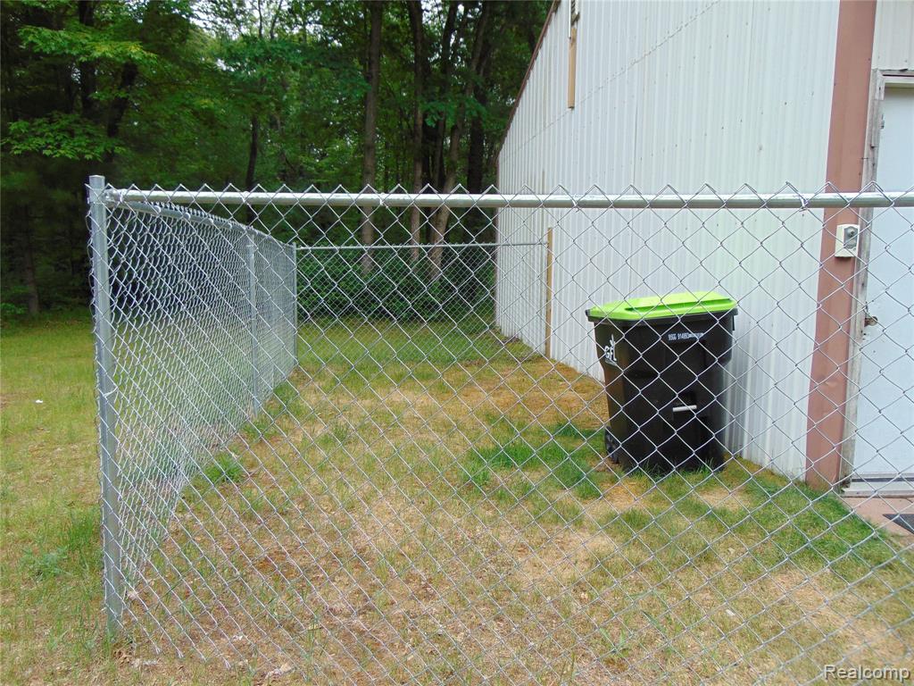 5055 Adams Road Gladwin, MI 48624 - Photo 4 of 35
