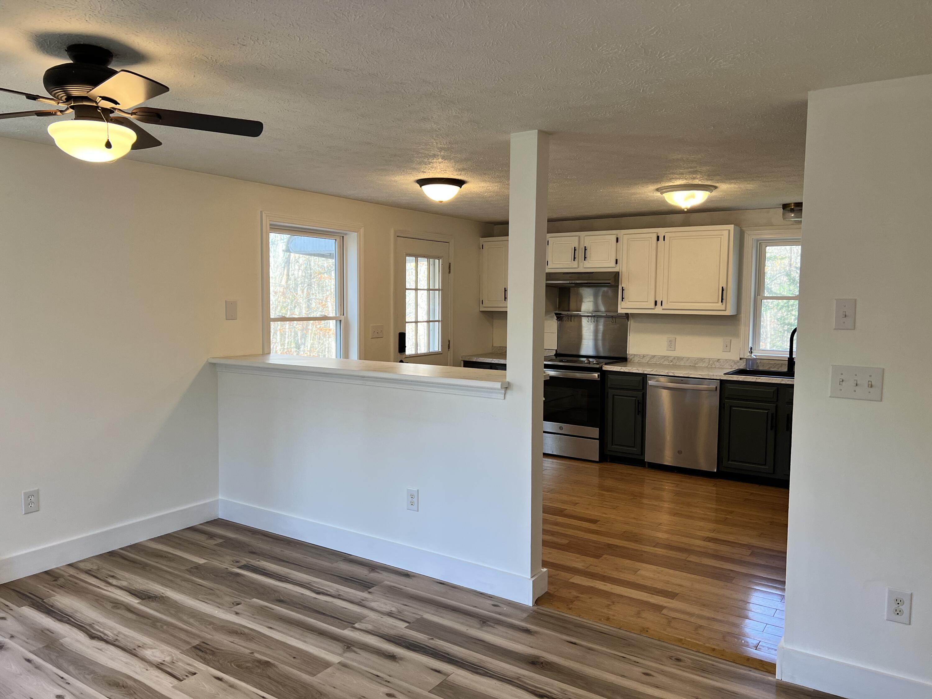 29 Deering Road Gorham, ME 04038 - Photo 9 of 51 Kitchen