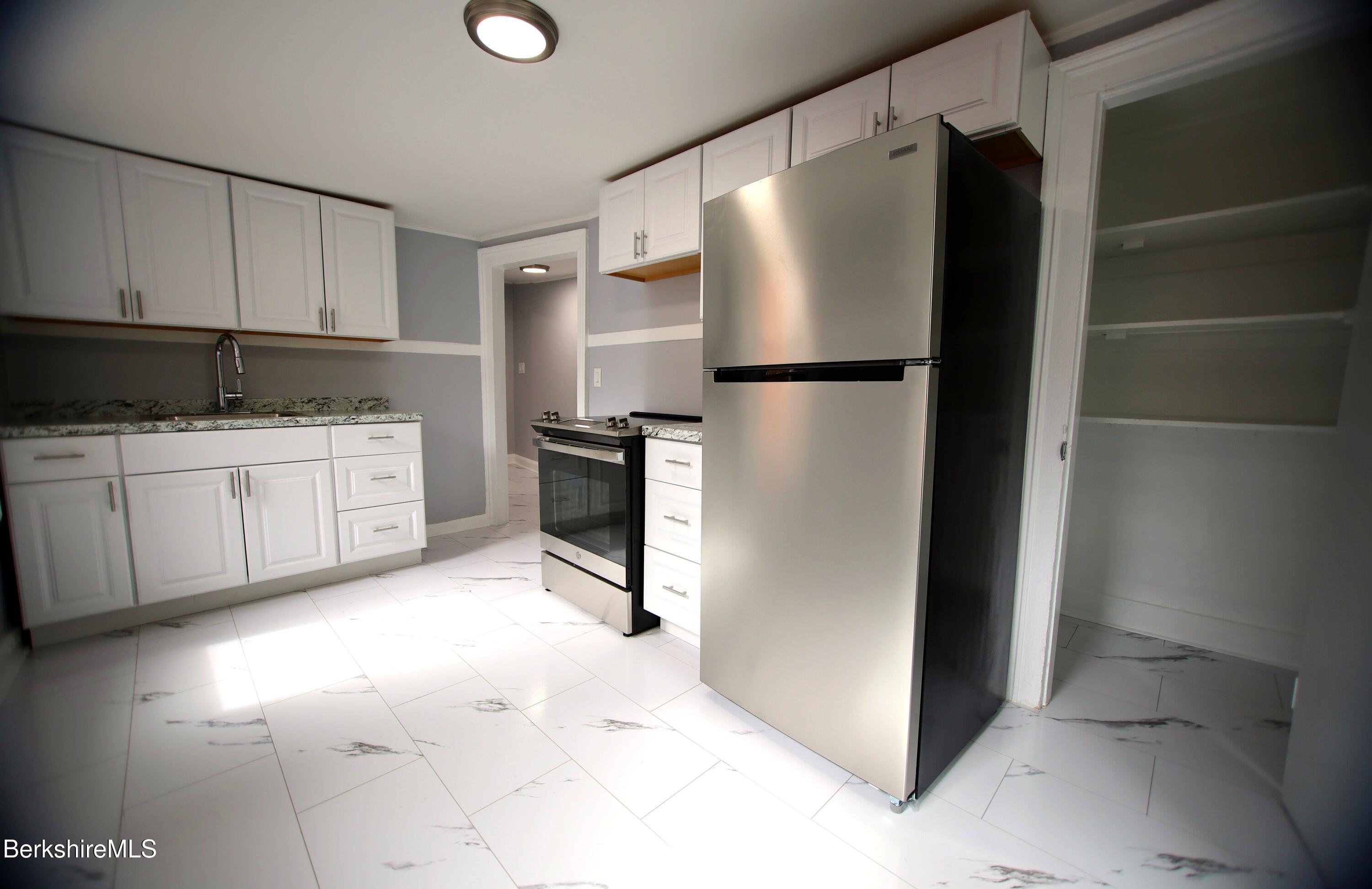 68 Union Street Pittsfield, MA 01201 - Photo 3 of 8 74-2 Union - Kitchen