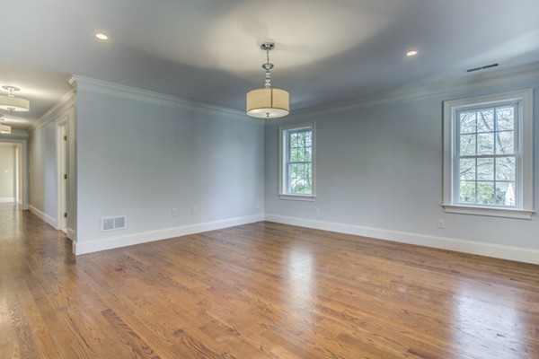 108 Mayo Road Wellesley, MA 02482 - Photo 12 of 16