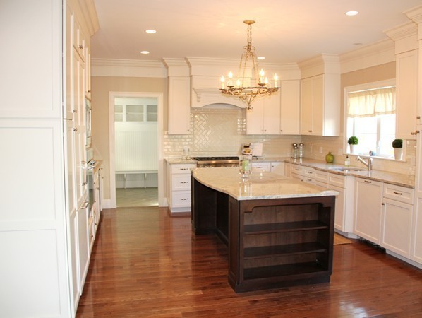 108 Mayo Road Wellesley, MA 02482 - Photo 3 of 16