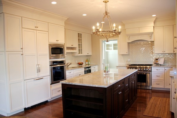 108 Mayo Road Wellesley, MA 02482 - Photo 4 of 16