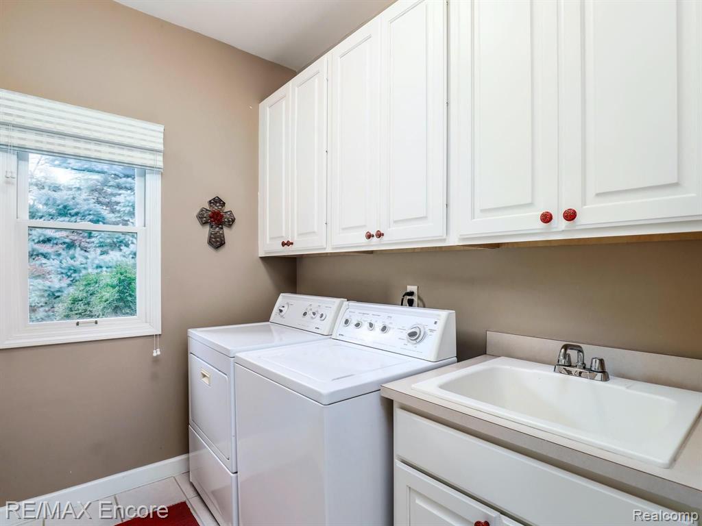 4779 Oakhurst Ridge Road Clarkston, MI 48348 - Photo 22 of 36