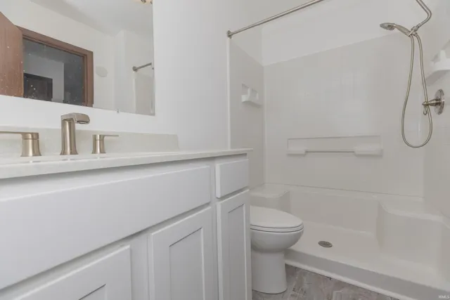 $236,500 | 4200 Saddlebrooke Lane, Evansville, IN 47715