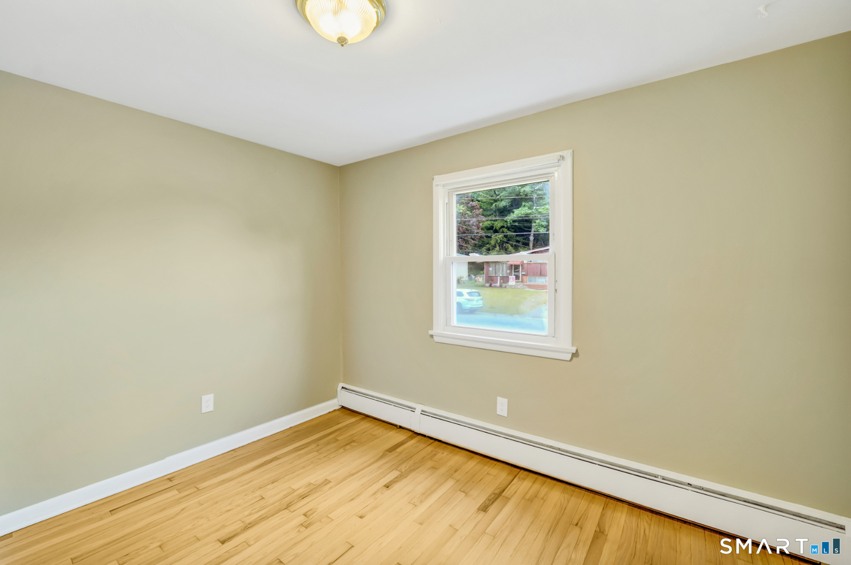 71 Devonwood Drive Waterbury, CT 06708 - Photo 6 of 9