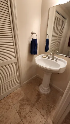 $2,800 | 121 North Monroe Street, Unit 1208, Tallahassee, FL 32301