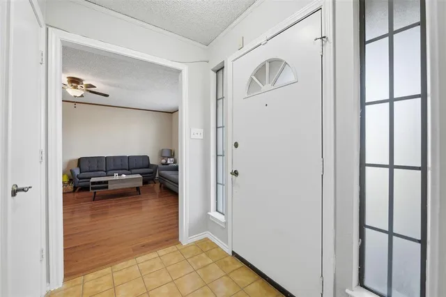 a en suite bathroom with a shower