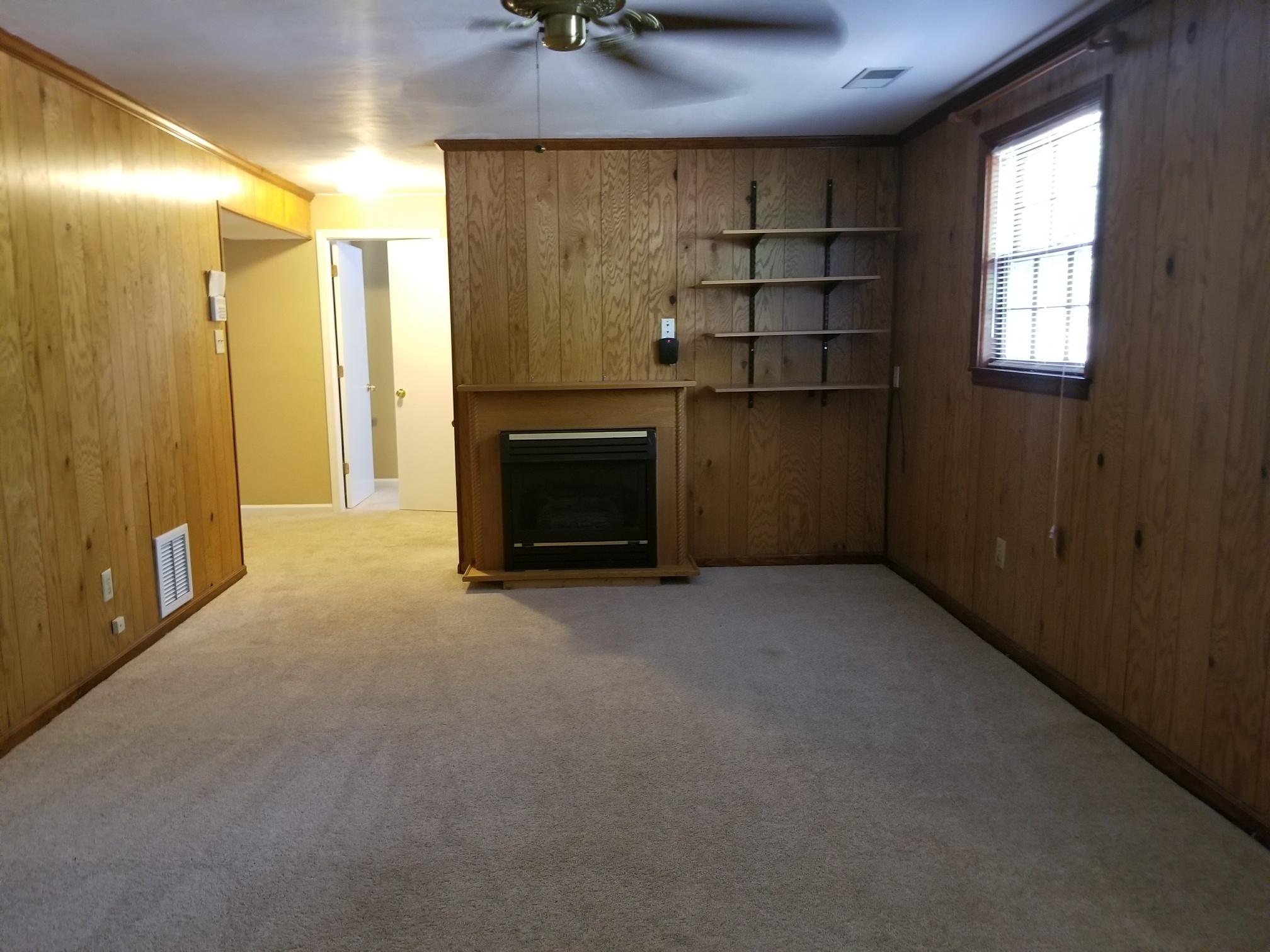 701 Estates Road Southeast Roanoke, VA 24014 - Photo 11 of 16 20170823_144903_resized