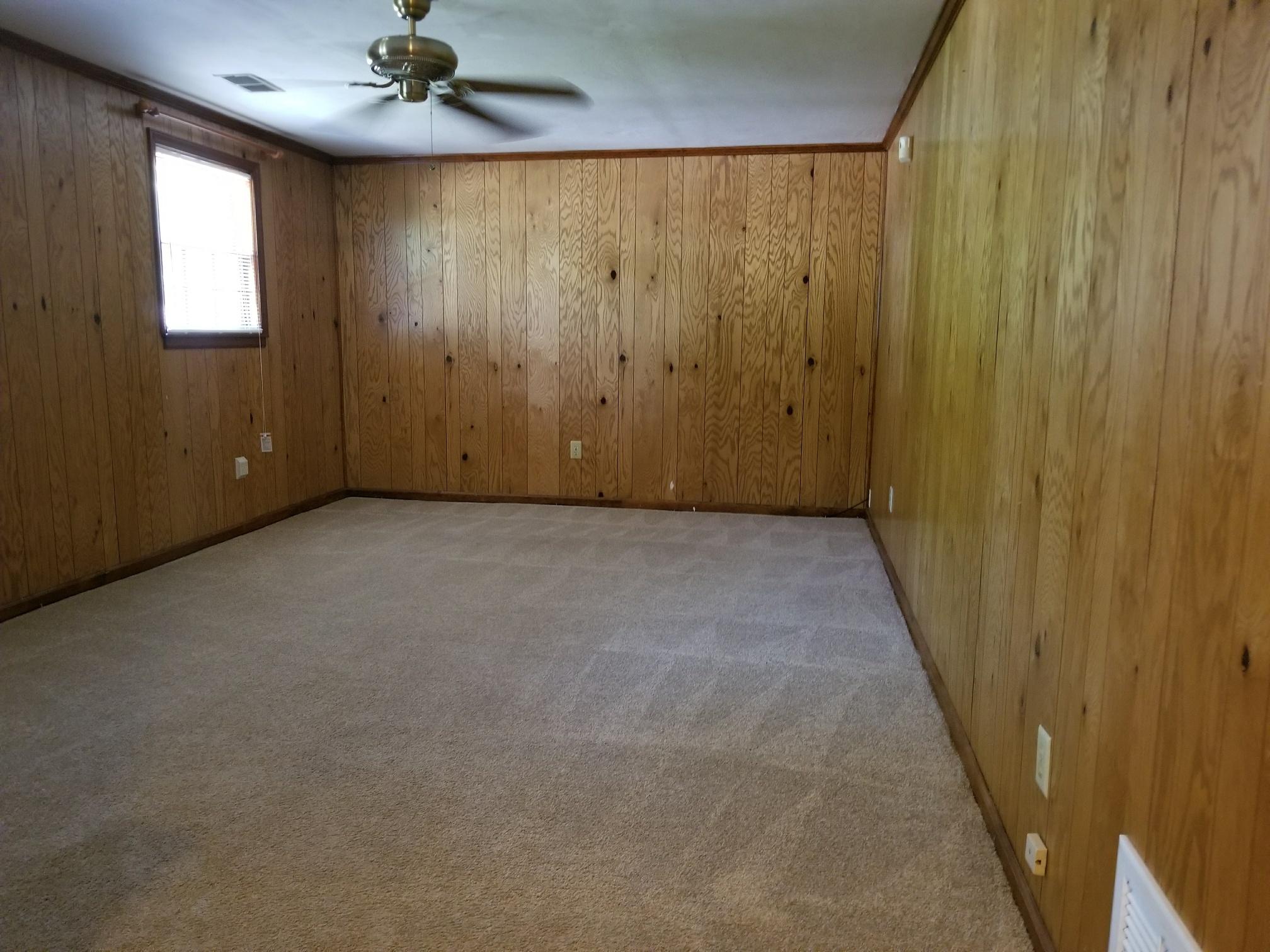 701 Estates Road Southeast Roanoke, VA 24014 - Photo 10 of 16 20170823_144844_resized