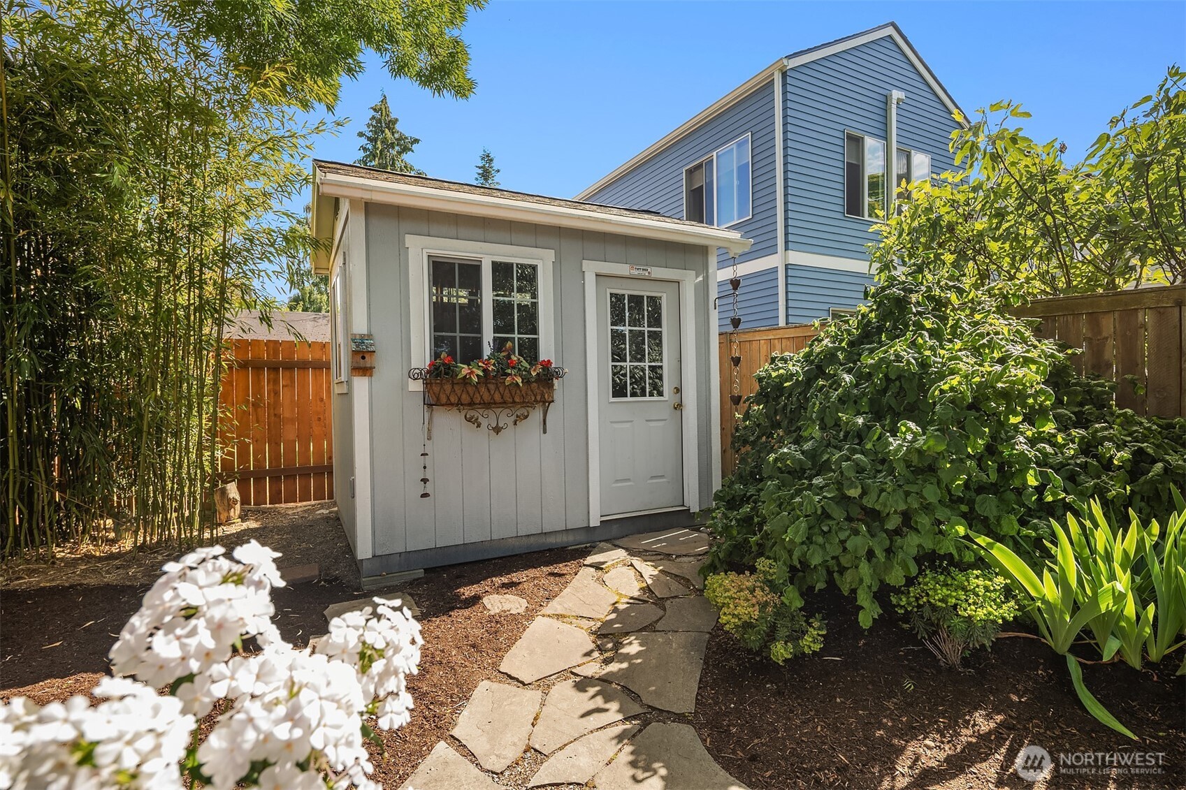3225 Walnut Avenue Southwest Seattle, WA 98116 - Photo 28 of 31 Gallery Image 28