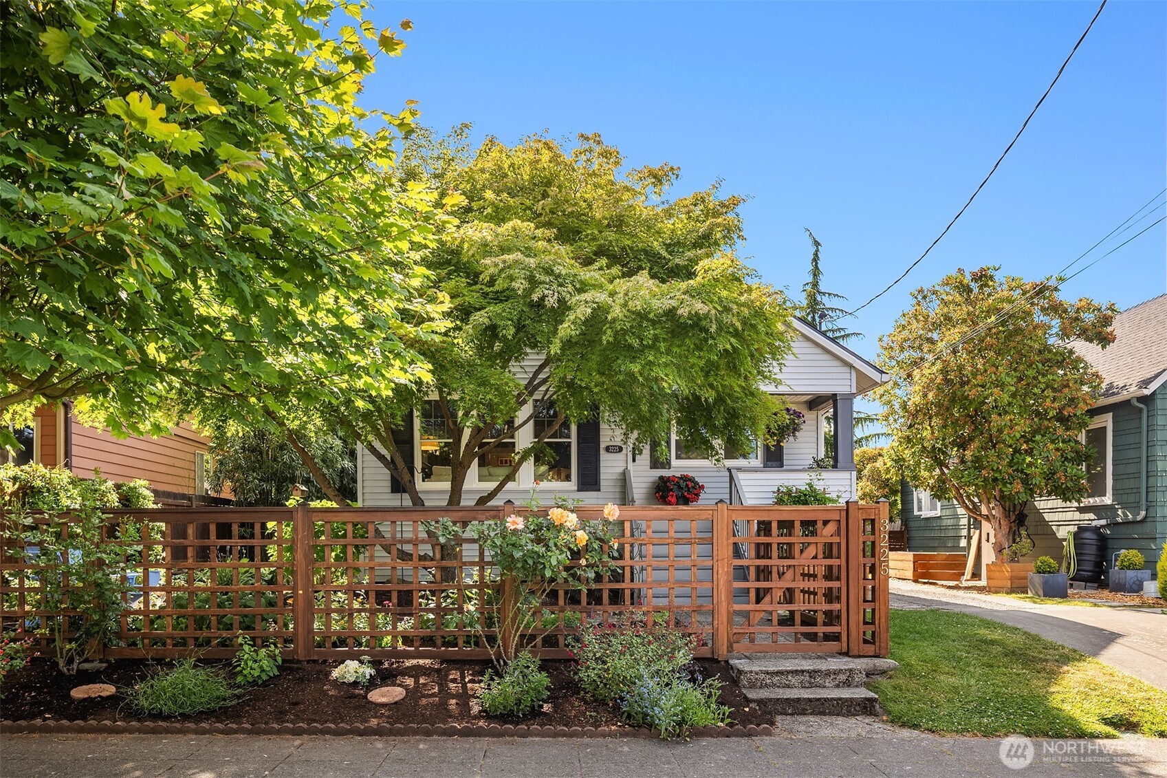 3225 Walnut Avenue Southwest Seattle, WA 98116 - Photo 29 of 31 Gallery Image 29