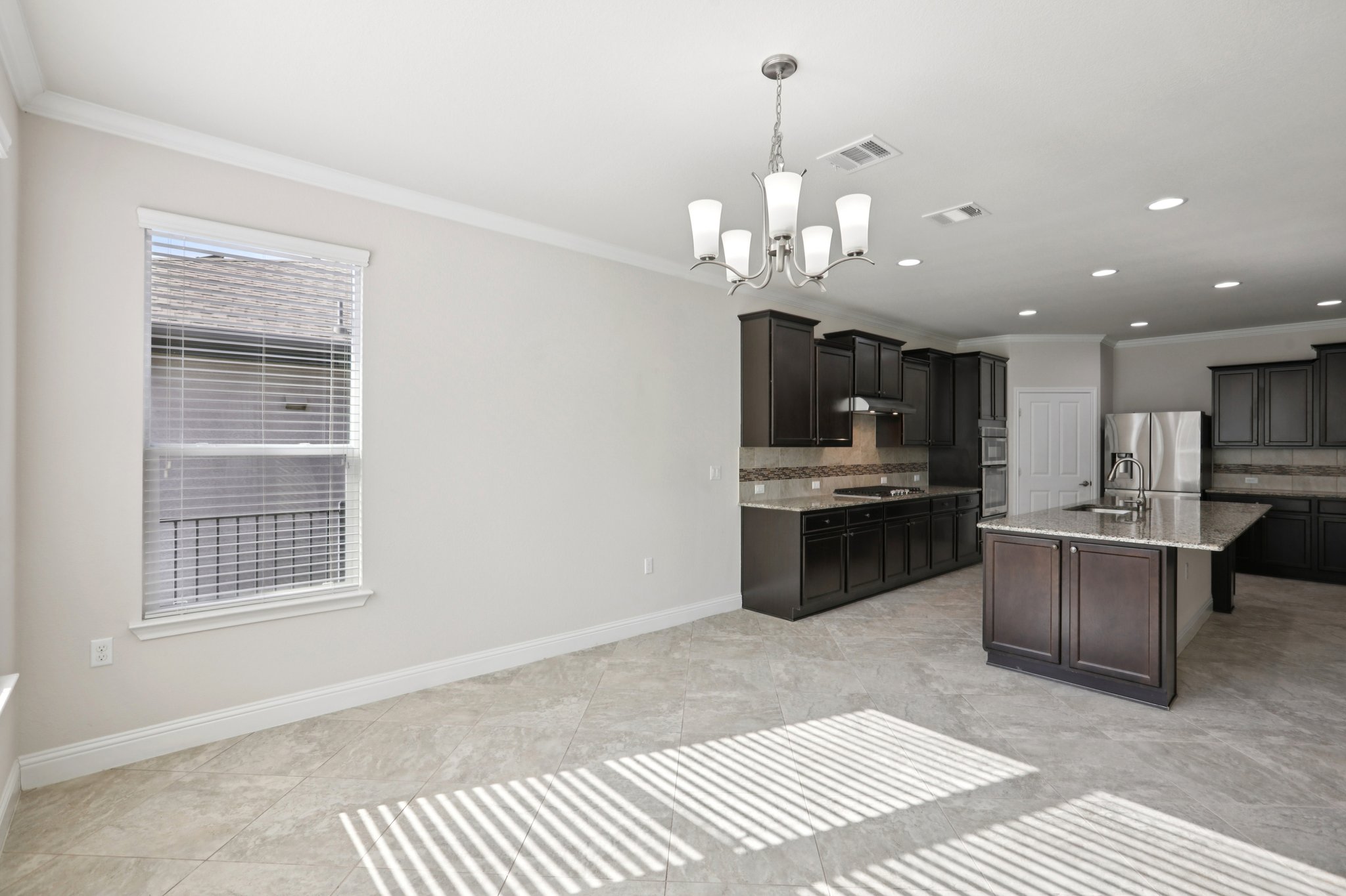 507 Davis Mountain Circle Georgetown, TX 78633 - Photo 6 of 40