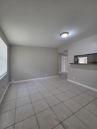 $3,500 | 3818 Everglades Road, Cabana Colony, FL 33410